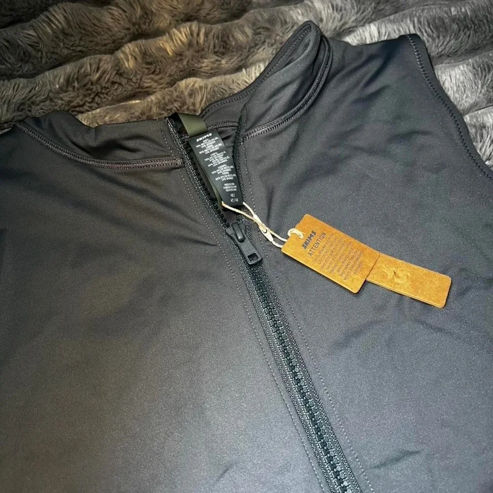 SKIMS Recycled Swim Zip Front Sleeveless One Piece in Gunmetal Size: 4X